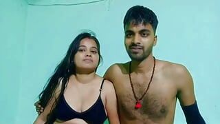 Newly married sexy and cute Indian couple ki homemade chudai