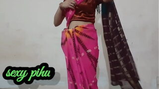 Sexy pihu is enjoy