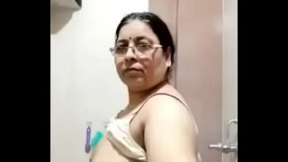 Desi mother Full nude what’s app  918987968530